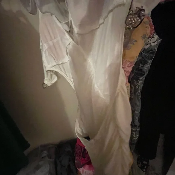 Dress - Picture 2 of 6